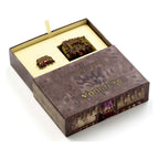 Harry Potter Monster Book Llavero y Insignia con alfiler Set de regalo