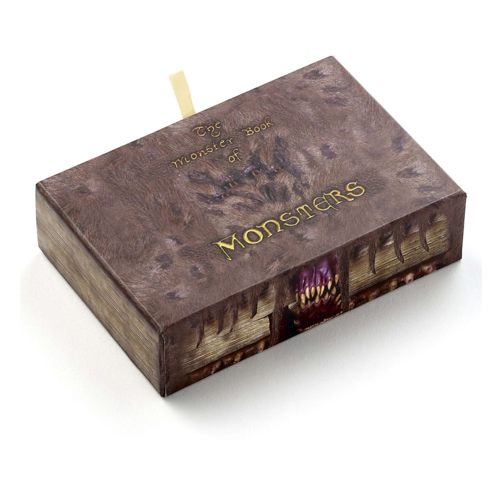 Harry Potter Monster Book Llavero y Insignia con alfiler Set de regalo