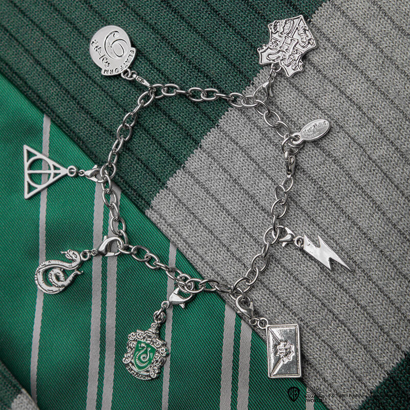 Set de 2 Charms Slytherin (escudo y serpiente)