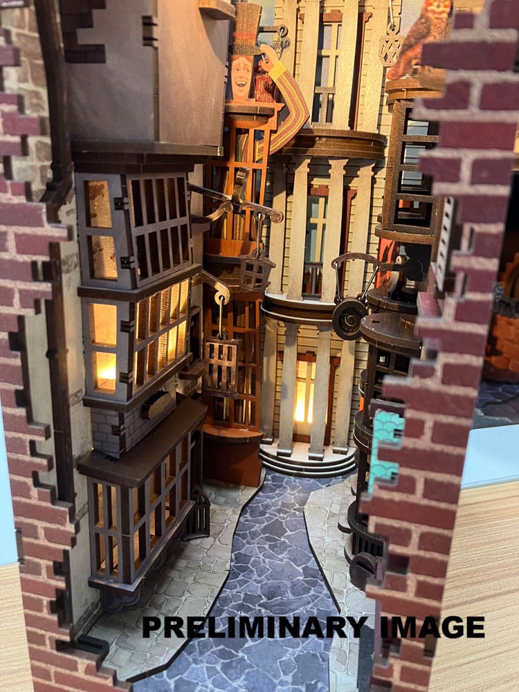 (PRE VENTA) Harry Potter Maqueta Book Nook Tiny Adventures Callejón Diagon 23 cm