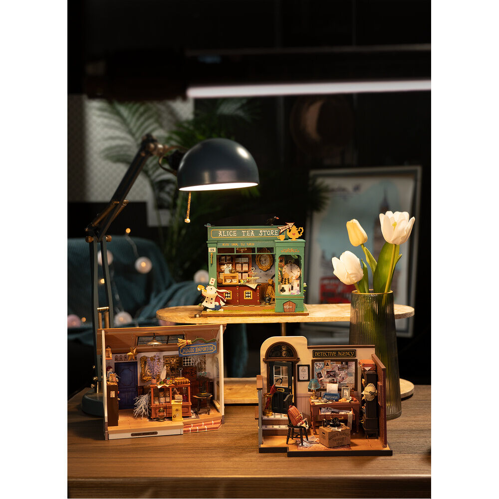 Maqueta La Tienda de Te de Alicia 136pzs